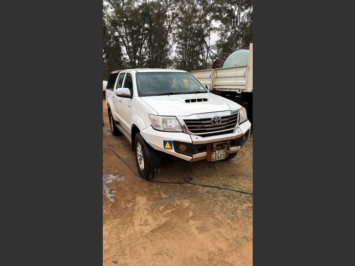 Toyota Hilux 3.0 D4D (2014; 370 000km)