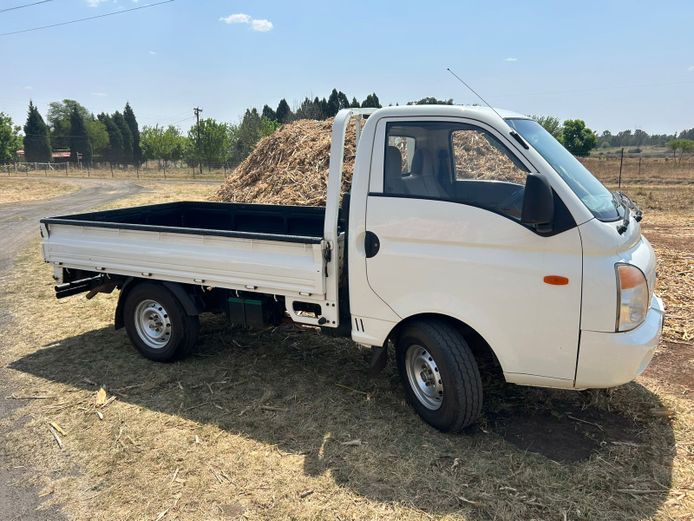 HYUNDAI H100