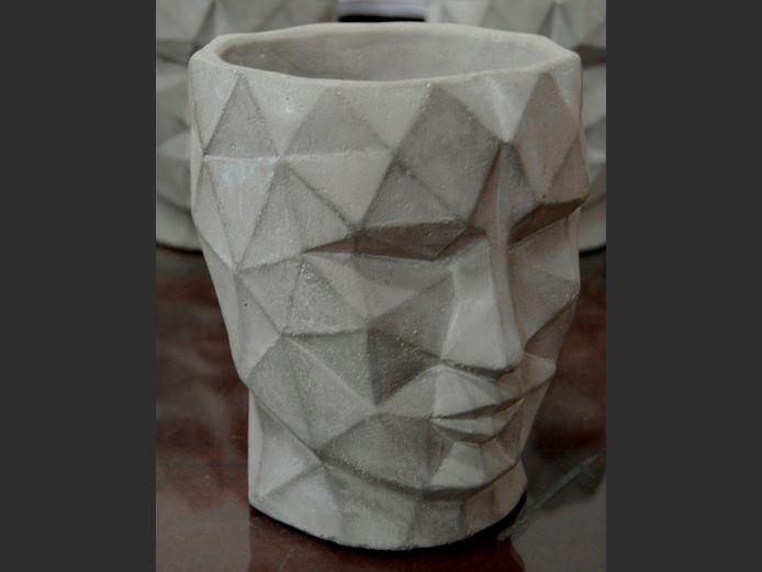 PRICE & SONS CONCRETE "FACE" PLANTER, 17 x 15 x 18.5cm