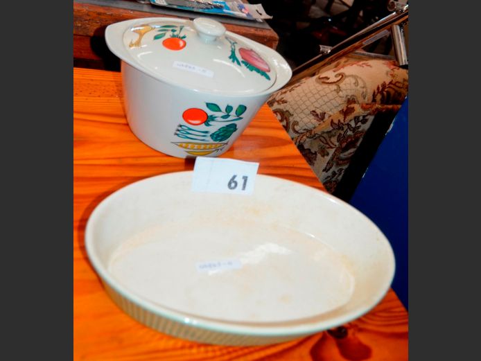 VINTAGE VILLEROY & BOCH: SERVING DISH WITH LID & ANOTHER, 29.5 x 18 x 5cm & 20.5cm Diameter x 11.5cm High