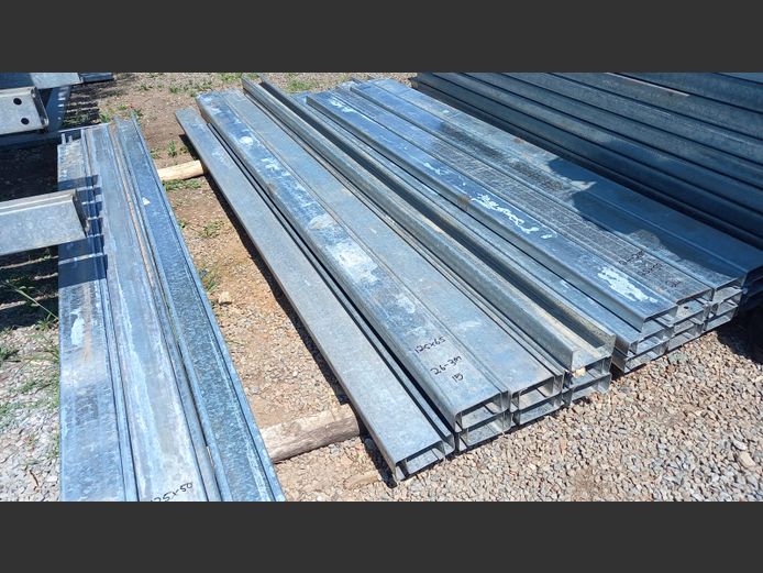 2.6m to 3m galvanised lipchannel 125mmx65mm 2mm thick