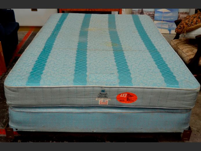 BLUE DOUBLE BED BASE & MATTRESS SET [Needs a clean]