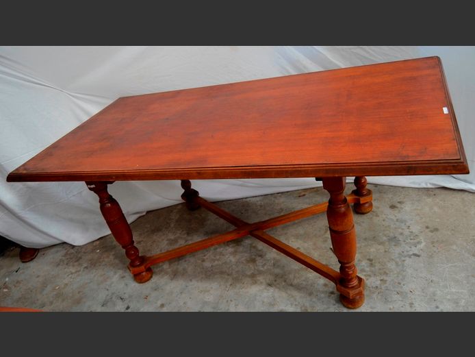 OAK 8-SEATER DINING TABLE ON CROSS-BRACE BASE, 185 x 93 x 77cm [Needs attention]