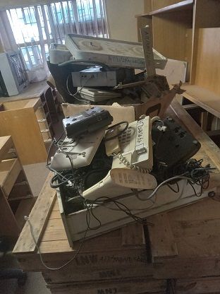 Assorted electronic scrap