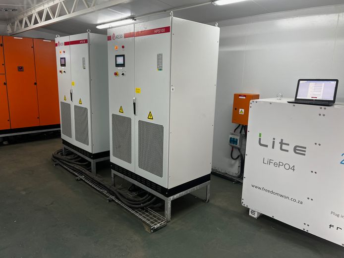 Complete Solar system with battery storage plant