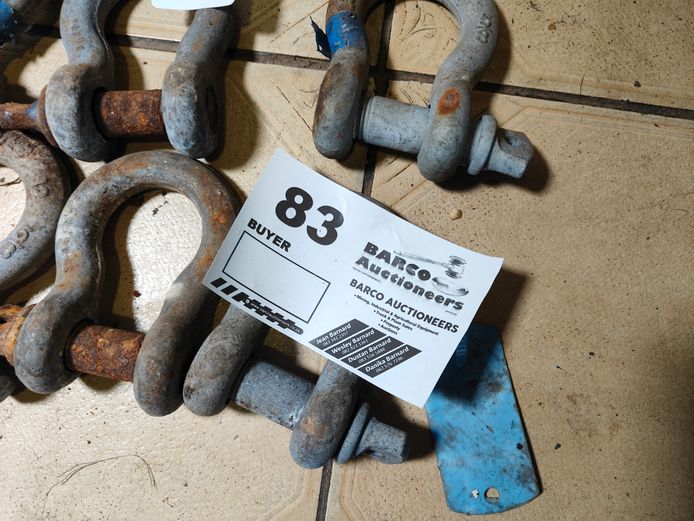 LOT SHACKLES & SPANNERS