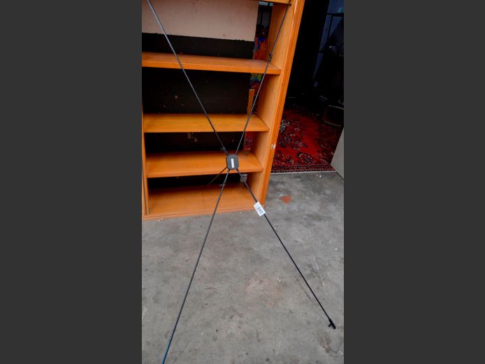 LOT: 2 x FOLDING BANNER STANDS IN BAGS