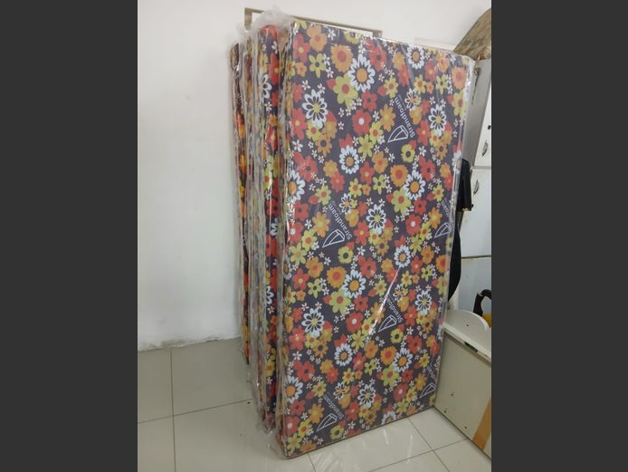 1x - 91cm x 150mm Thick Matress