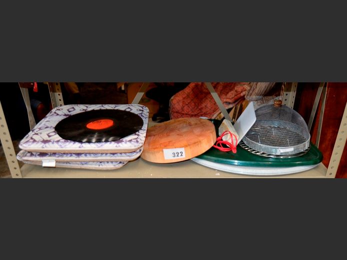 PATIO CHAIR CUSHIONS, CHOPPING BOARDS, TRAYS, etc