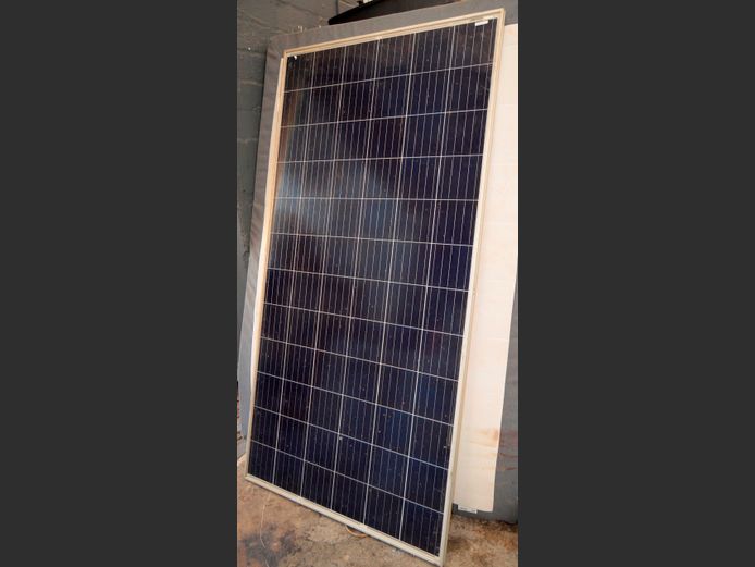 CANADIAN SOLAR 325W SOLAR PANEL, 196 x 99cm [Used]