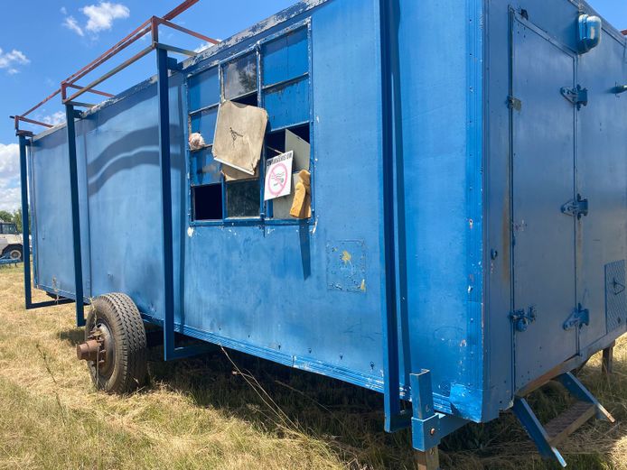 8M CONTAINER ON WHEELS