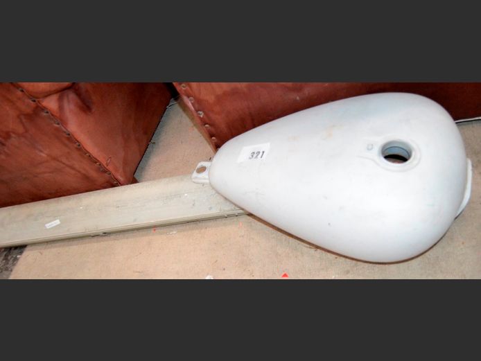 MOTORBIKE FUEL TANK & A LIGHT FITTING