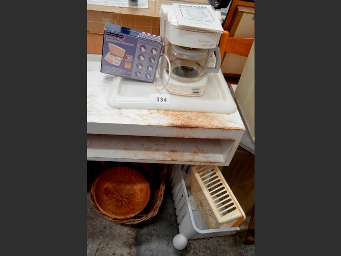 REMINGTON SHAPELY ELECTRONIC NAIL POLISHER, RUSSELL HOBBS COFFEE MACHINE, WOVEN BASKETS, etc [Untested] [17,20]