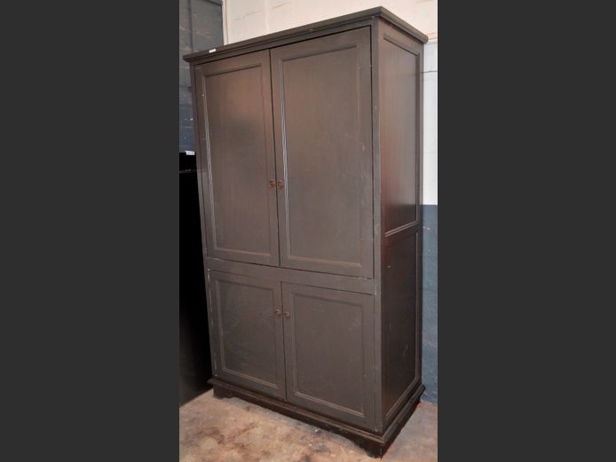 DARK GREY PAINTED 4-DOOR TV CABINET, 120 x 63 x 211cm [Hole to back]