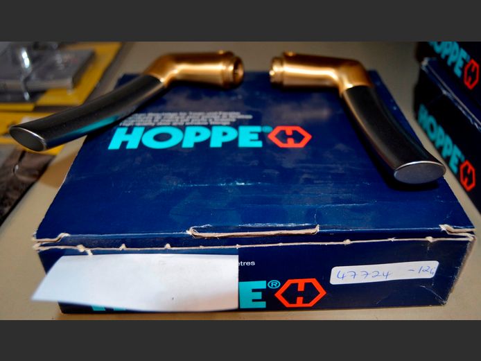 HOPPE STAINLESS STEEL & BRASS DOOR HANDLE SET