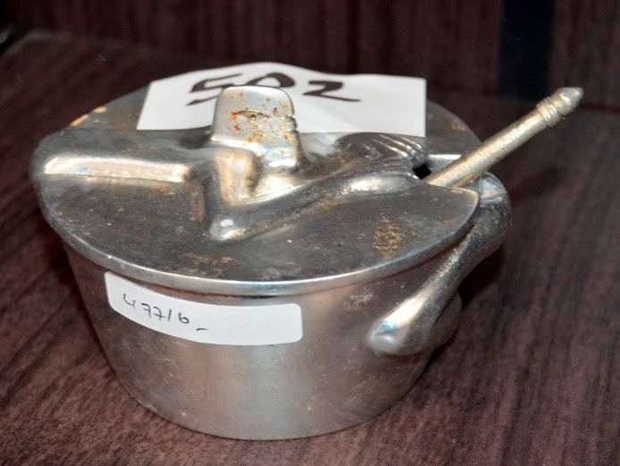 CARROL BOYES SUGAR BOWL WITH LID & SPOON, 10cm Diameter x 5cm High