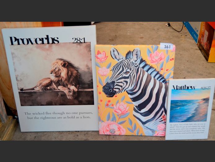 LOT OF 3 UNFRAMED PHOTOGRAPHIC PRINTS ON CANVAS: LION & ZEBRA, 69 x 53cm, 59 x 45cm & 40 x 26cm