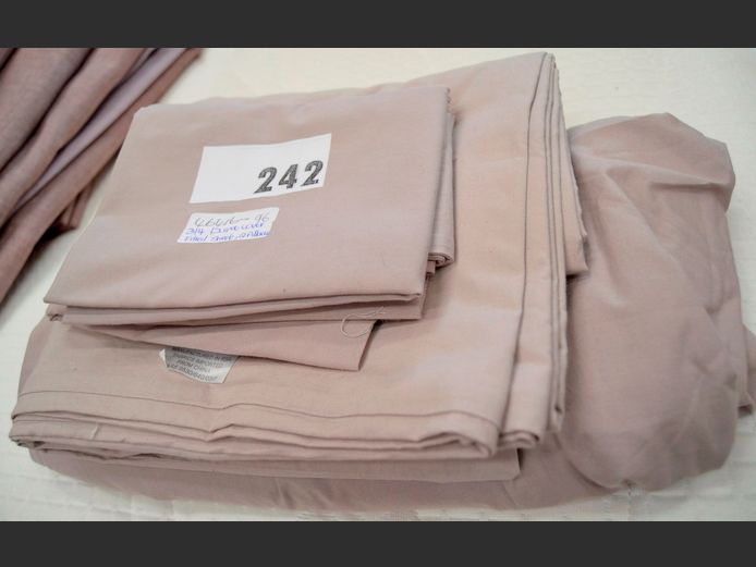 ¾ DUVET COVER, FITTED SHEET & PAIR PILLOWCASES