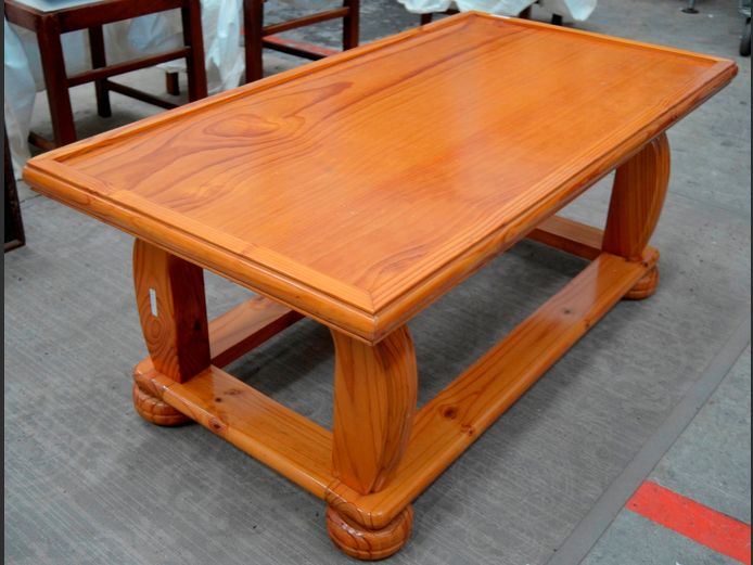 PINE RECTANGULAR COFFEE TABLE, 114 x 60 x 46cm