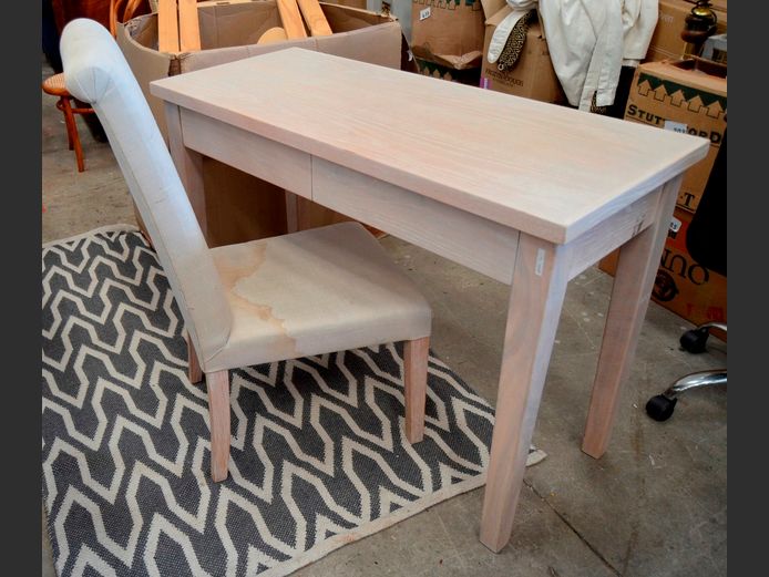 OAK WHITE WASHED 2-DRAWER WRITING TABLE WITH CHAIR, 115 x 49 x 78cm [Chair stained]