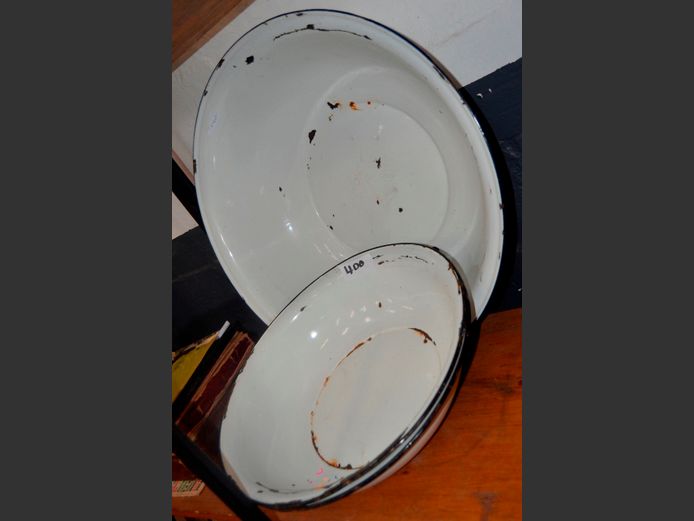 SET OF 3 VINTAGE ENAMEL BASINS, 60cm Diameter & 45cm Diameter [Enamel chipped & dented]