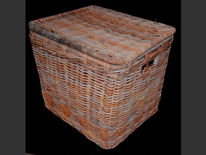 WICKER LAUNDRY BASKET, 66 x 56 x 64cm