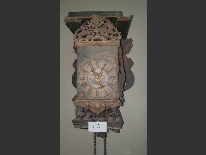 ANTIQUE WALL CLOCK [In need of restoration]
