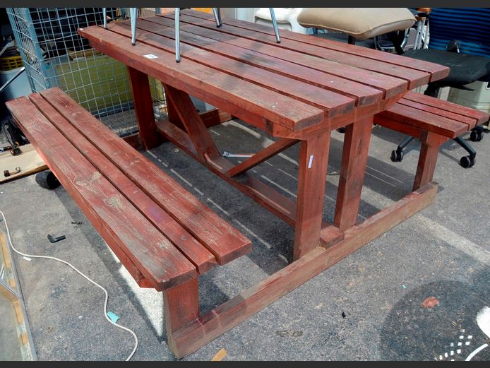 PINE PATIO TABLE WITH 2 BENCHES ATTACHED, 178 x 166 x 79cm