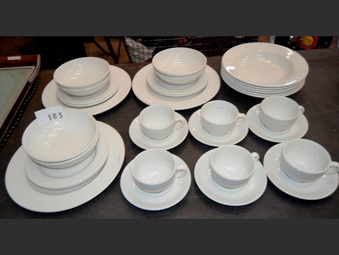 CONTINENTAL VITRIFIED HOTELWARE: 6 BOWLS, 6 PASTA BOWLS, 6 SIDE PLATES, 6 CUPS & SAUCERS & 3 LARGE PLATES [33 Pieces]