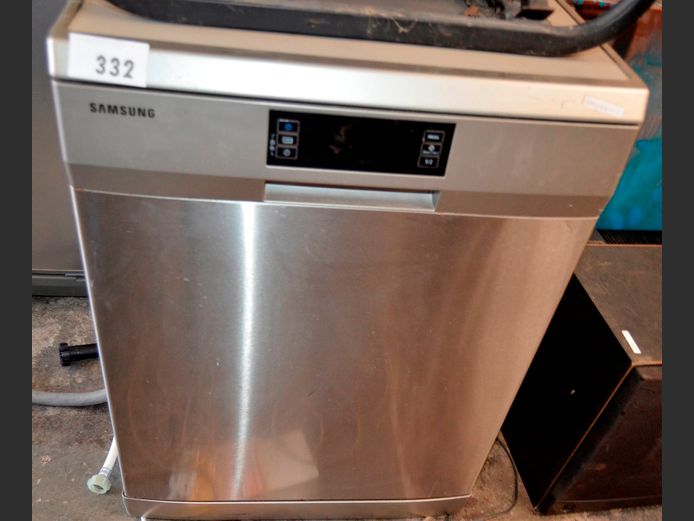 SAMSUNG STAINLESS STEEL FRONT DISHWASHER [Switches on, untested further]