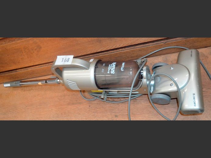 SHARK BAGLESS STICK VACUUM CLEANER [Switches on, untested further]