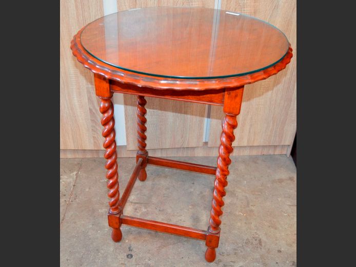 TEAK BARLEY TWIST OCCASIONAL TABLE WITH GLASS TOP, 60cm Diameter x 71cm High