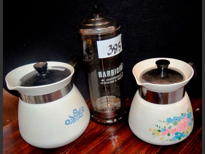 CORNINGWARE COFFEE POT, TEAPOT & A VINTAGE FRENCH PRESS