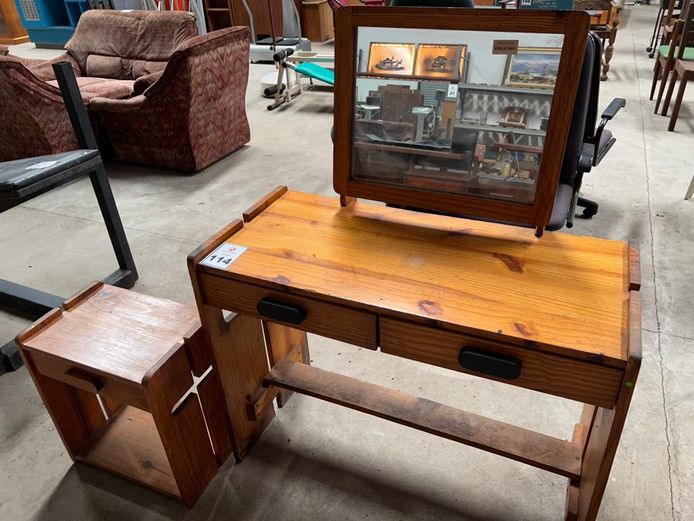 Dressing table with side table