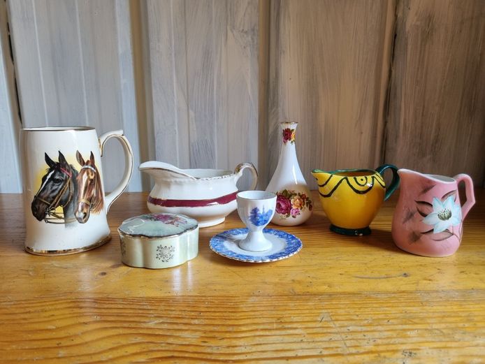 Vintage Tableware Lot: Mid-Century Grindley, Hand-Painted Florals, and Souvenir Porcelain