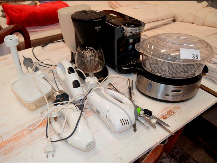 SALTON ELITE COFFEE PERCOLATOR, BOSCH COFFEE MACHINE, SILVER CREST FOOD STEAMER [Incomplete], etc [Untested]