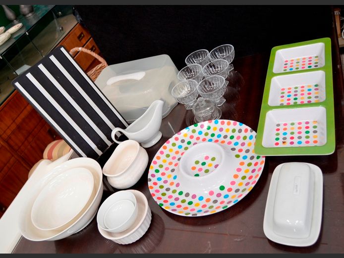 DESSERT BOWLS, SALAD BOWLS, SNACK PLATES, GRAVY BOAT, etc