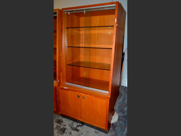 CHERRY WOOD 4-DOOR GLASS FRONT DISPLAY CABINET, 97 x 72 x 201cm