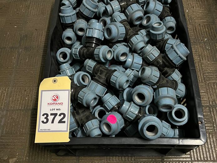 Lot pipe fittings