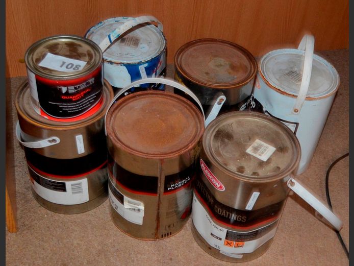 LOT: 6 x 5 LITRE TINS OF PAINT [Condition of contents unknown]