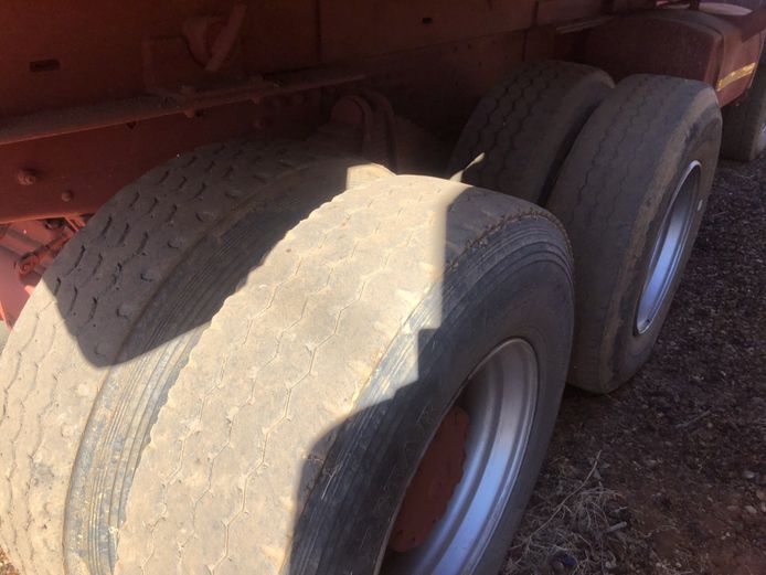 Mercedes Benz tipper truck 10 cube CNP 634 NC