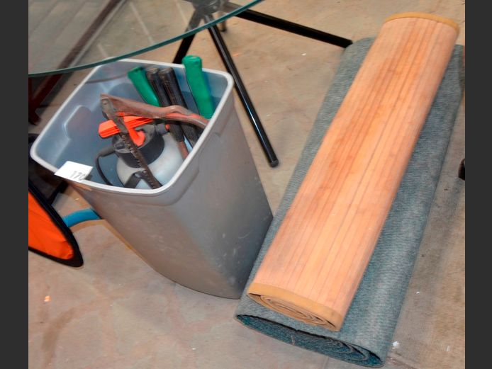 LOT: GARDEN TOOLS, WASTE BIN, etc
