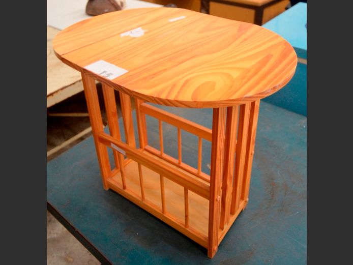 PINE MAGAZINE STAND/SIDE TABLE, 50 x 36 x 44cm