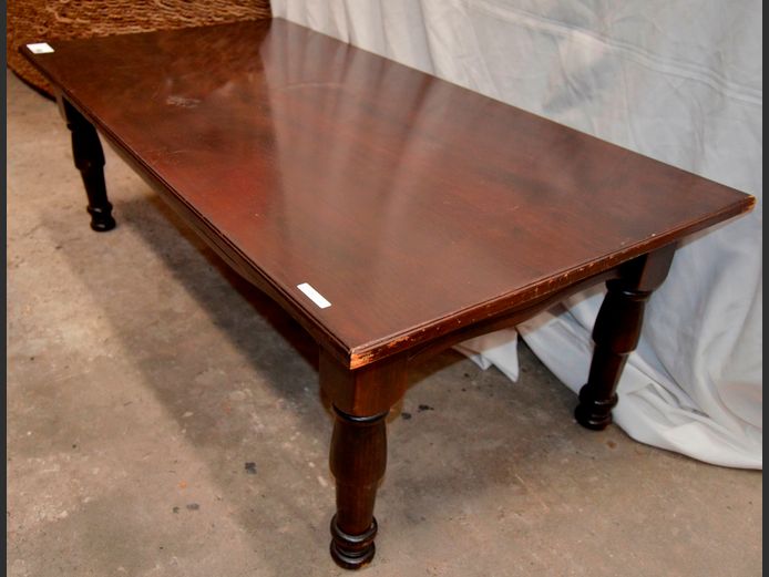 STAINED PINE COFFEE TABLE, 123 x 62 x 40cm