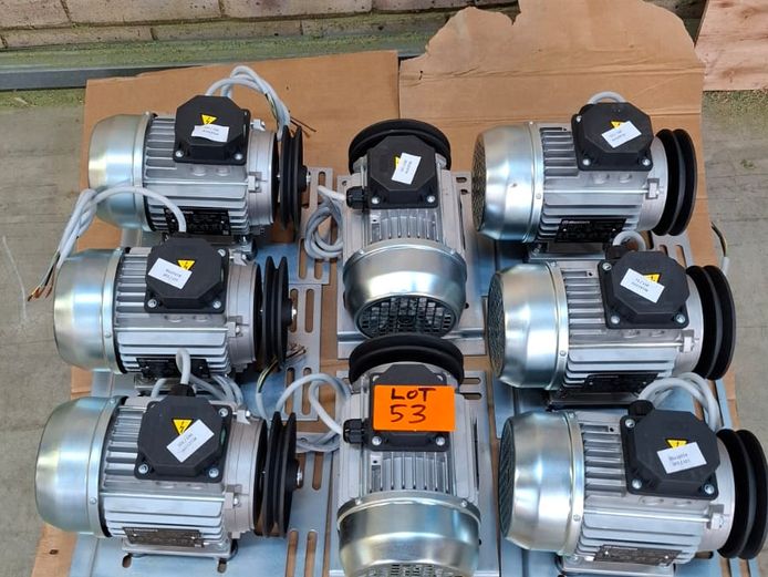Electric motors: 0.75 HP x 8