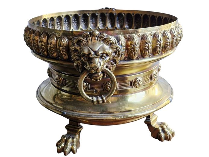 Large 19th Century Brass Jardiniére with Claw Feet