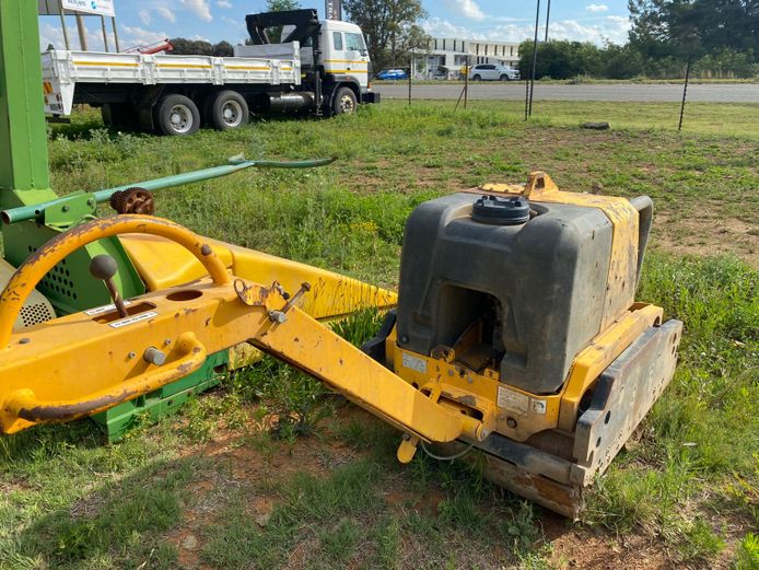 JCB WALK BEHIND ROLLER