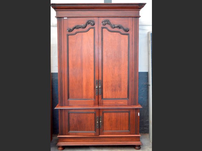WETHERLYS MAHOGANY 4-DOOR ARMOIRE, 138 x 64 x 232cm