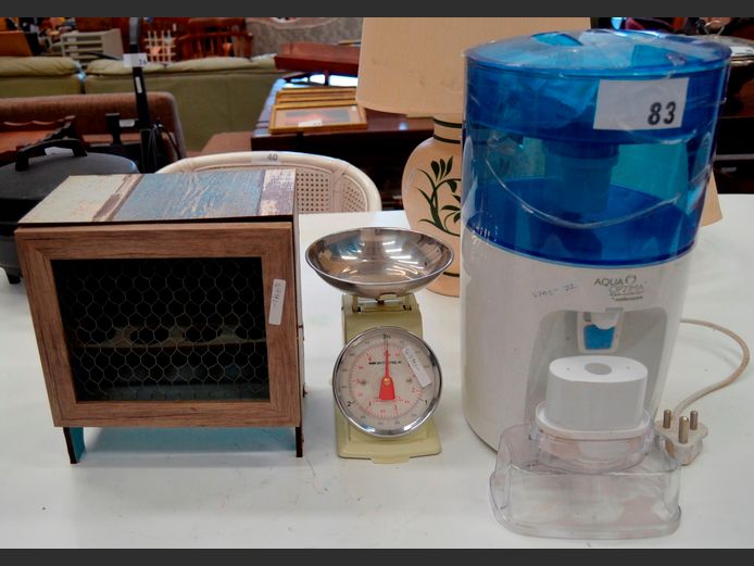MELLERWARE AQUA OPTIMA WATER DISPENSER, PRIMA KITCHEN SCALE, etc [Switches on, untested further]