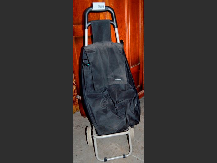 SHOPPING TROLLEY